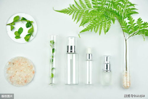 化妆品加工厂曝光 90%品牌偏爱补水保湿面膜，原理竟与家居用品相通